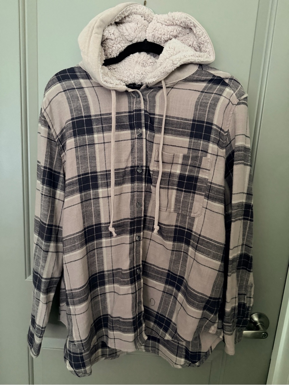 Love Tree Women's Hooded Button-Down Shacket in Lavender Plaid size Large NEW